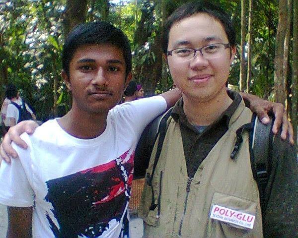 バングラデシュ出張で出会った現地の高校生との写真