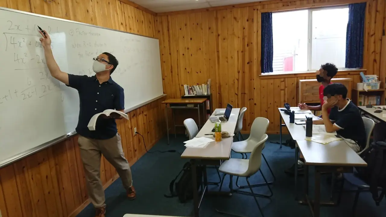 KIUアカデミーにてSAT Mathの夏期講習を担当
